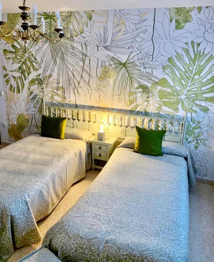 Hostel Arenos Velilla del Rio Carrion Экстерьер фото